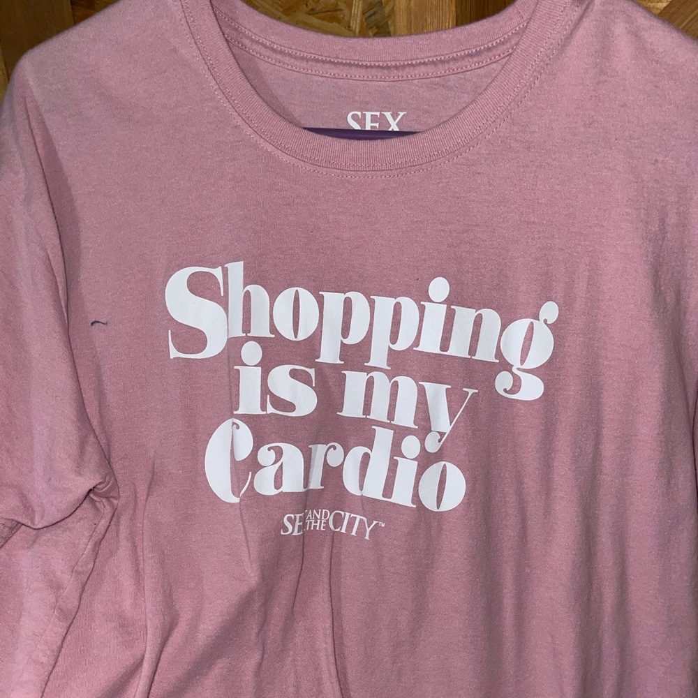 Women’s graphic tee